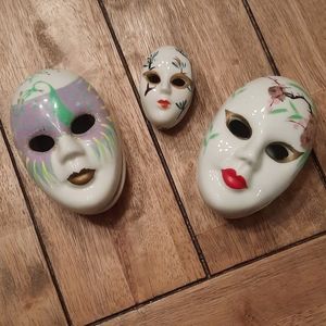 Set of 3 mask jewelry trays